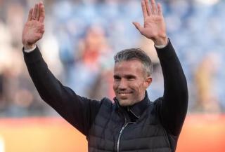 Kỳ tích ấn tượng của HLV Robin van Persie