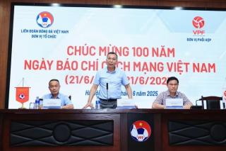 VFF lên tiếng về cầu thủ nhập tịch: Ưu tiên phát triển bền vững bóng đá Việt Nam