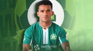 CLB Trường Tươi Đồng Nai ký hợp đồng “bom tấn” với tiền đạo Brazil Alex Sandro