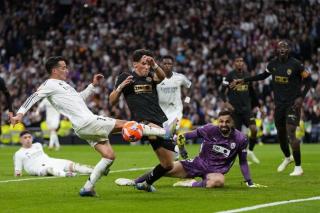 Real Madrid quyết hạ Valencia để củng cố ngôi đầu La Liga