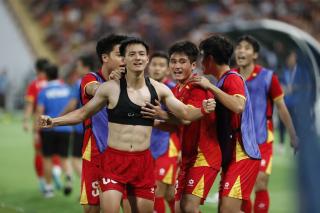 HLV Kim Sang-sik và nghệ thuật “đọc vị” giúp U22 Việt Nam vô địch SEA Games 33