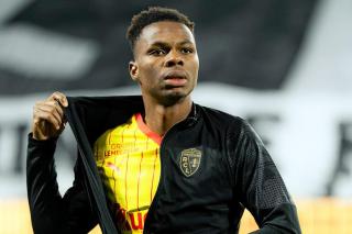 MU và Chelsea tranh “viên ngọc” Ligue 1 Mamadou Sangare