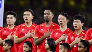 ĐT Việt Nam không cần lo làn sóng nhập tịch, nên kiên định đào tạo trẻ