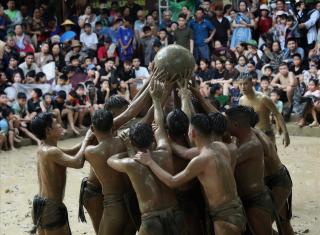 Lễ hội vật cầu nước làng Vân – Di sản độc đáo phản ánh tín ngưỡng cầu mùa của cư dân Kinh Bắc
