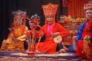 Mũ Then cổ – Biểu tượng văn hóa đặc sắc trong nghi lễ của người Tày, Nùng
